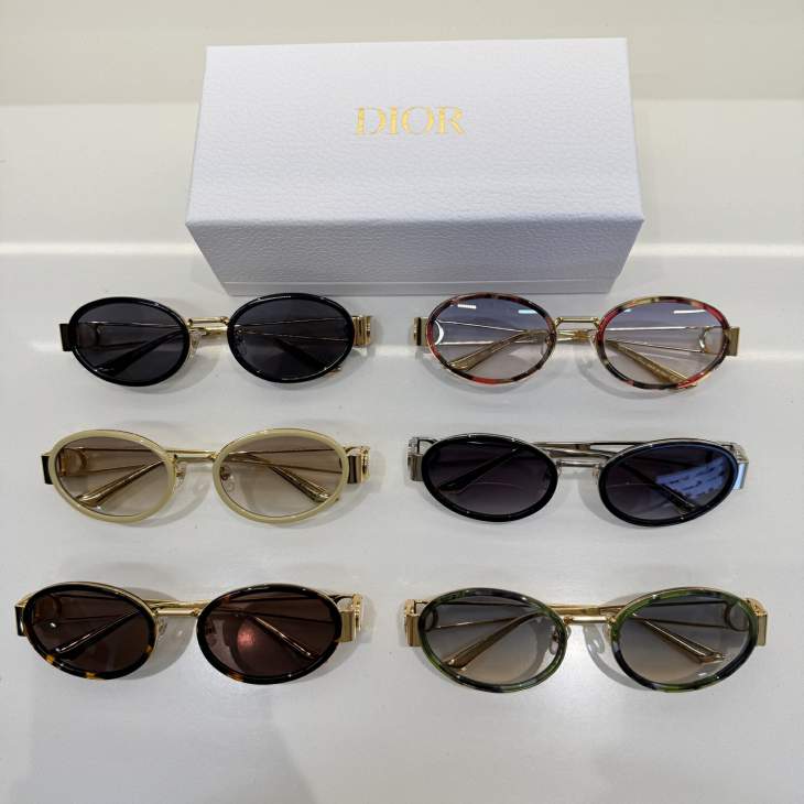 Picture of Dior Sunglasses _SKUfw80879557fw